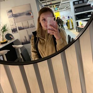 Meet your Posher, Tanisha